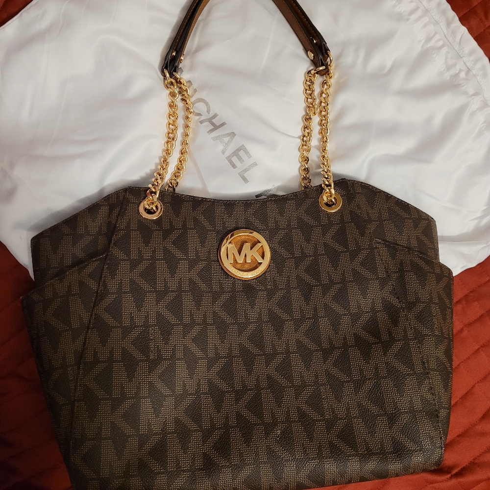 Michael kors signature tote